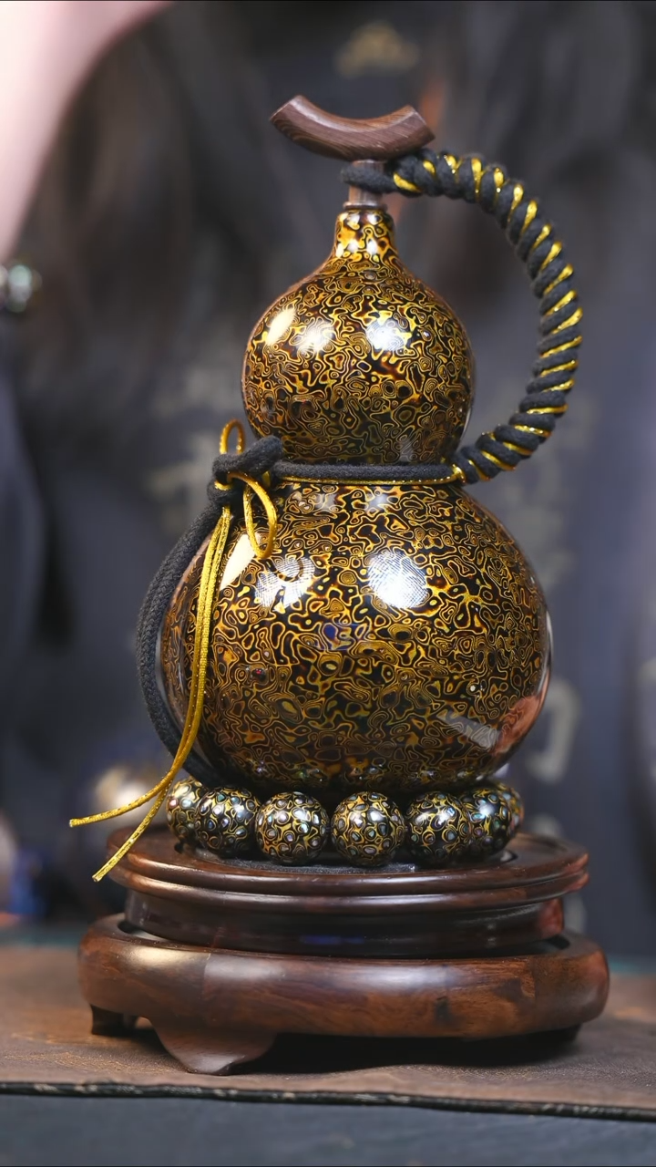 【闪购商品】YK252漆艺酒葫芦不包手串及旋转底座