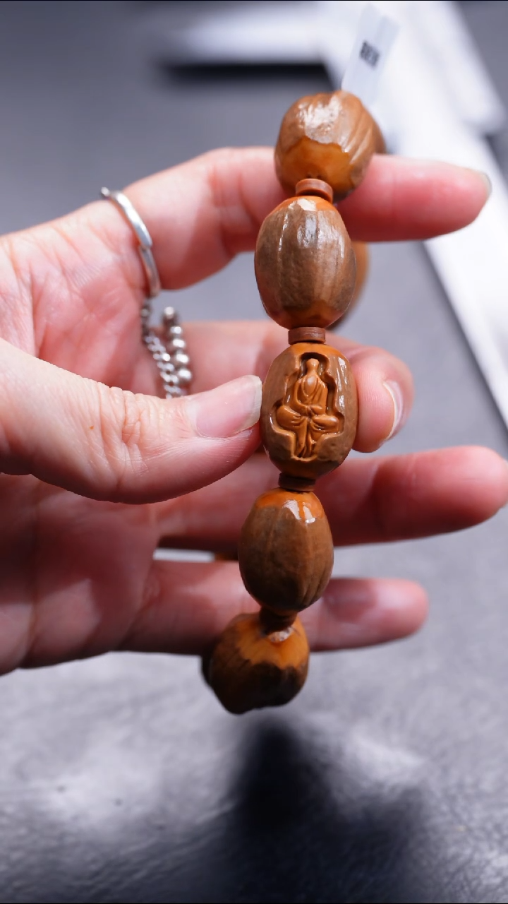 【闪购商品】橄榄核吊坠橄榄核