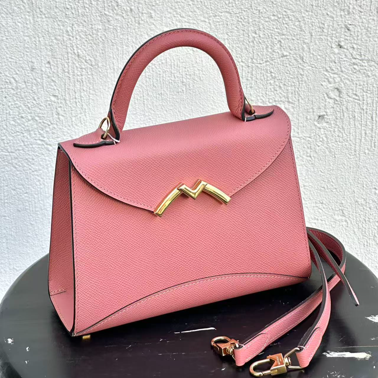 99新 MOYNAT/摩奈 粉金手提斜挎包 99新