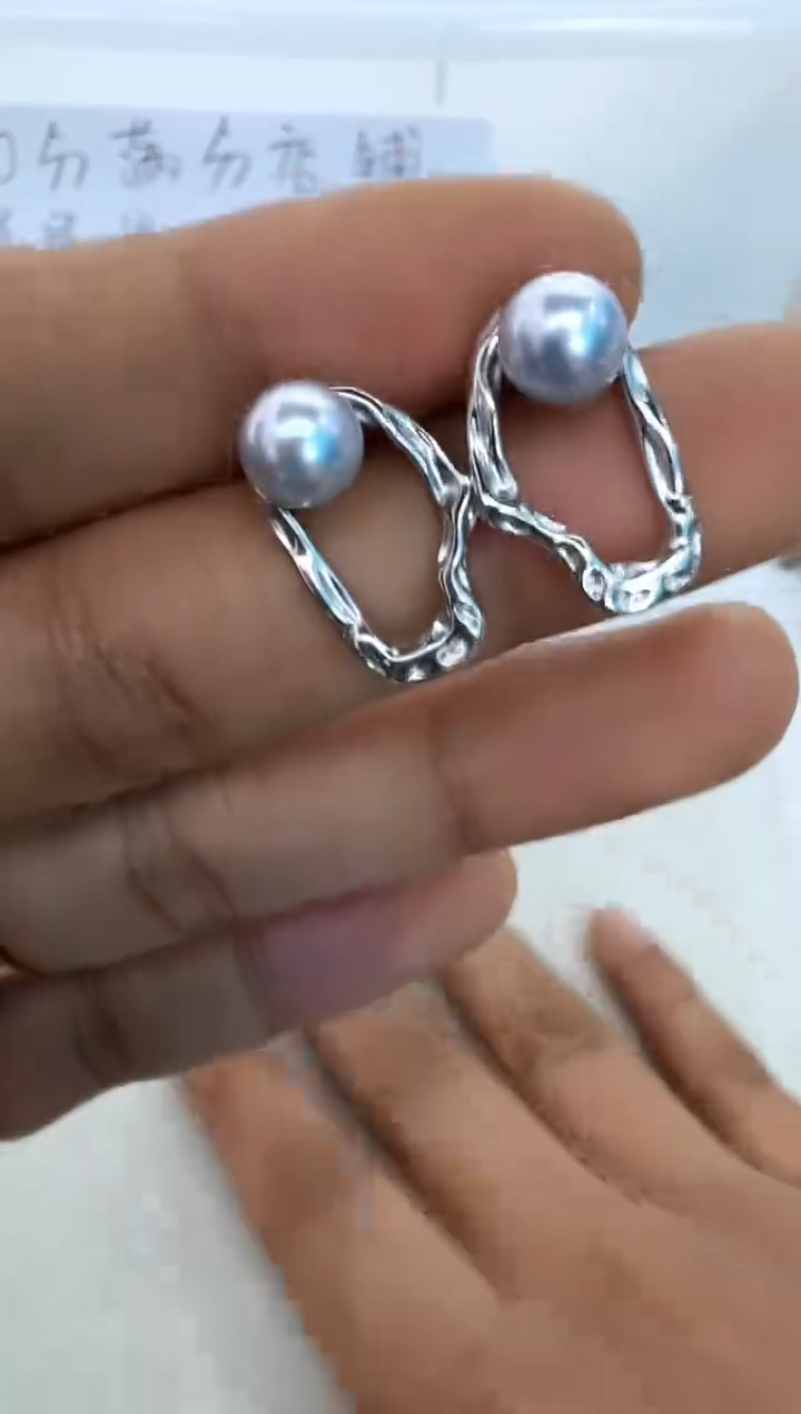 【闪购商品】海水珍珠耳饰银S925镶嵌耳钉