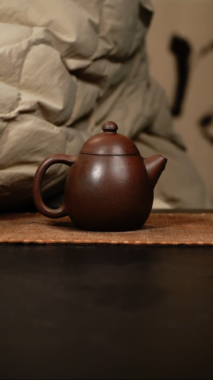 【闪购商品】紫砂茶壶龙蛋壶紫泥柴烧160cc
