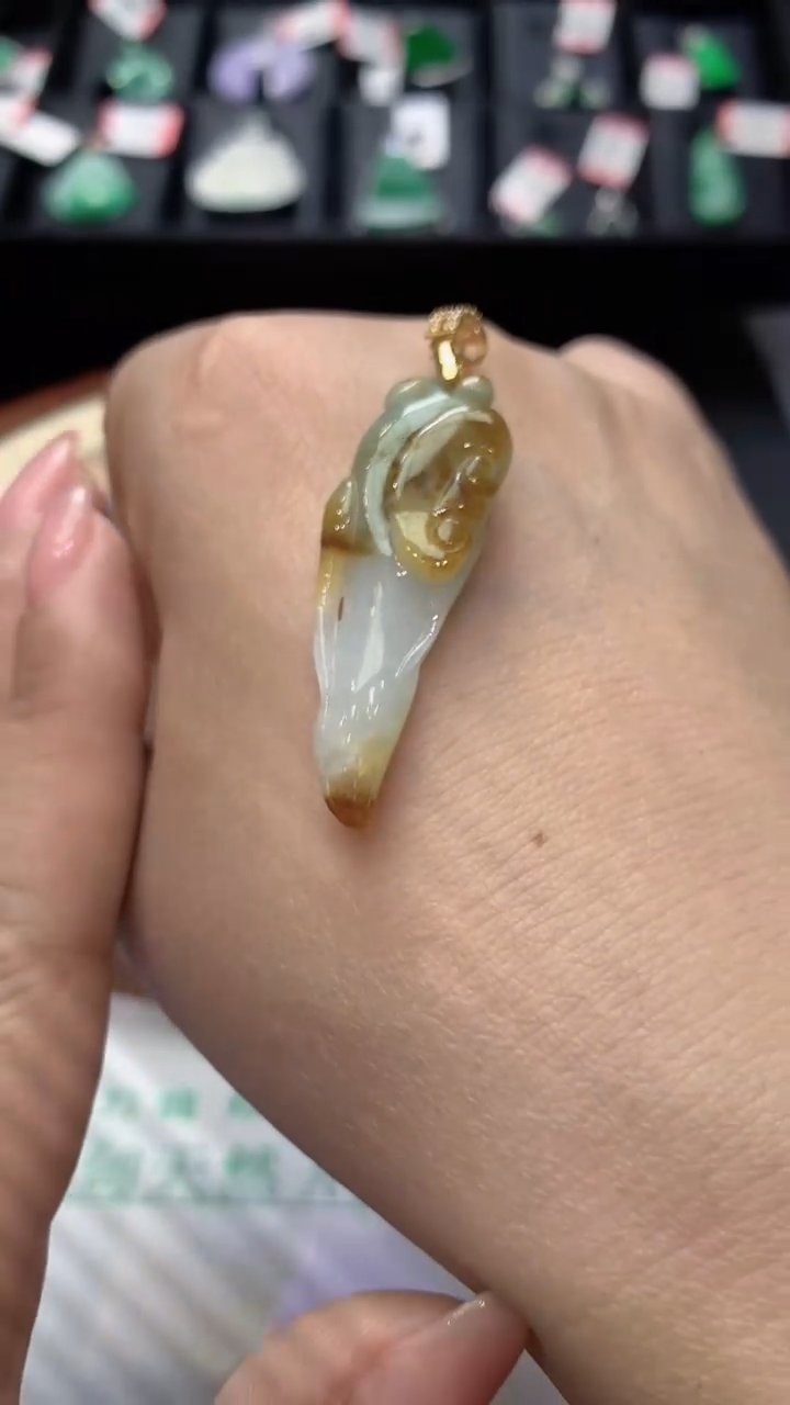 【闪购商品】翡翠吊坠(不含链)未镶嵌天然A货翡翠