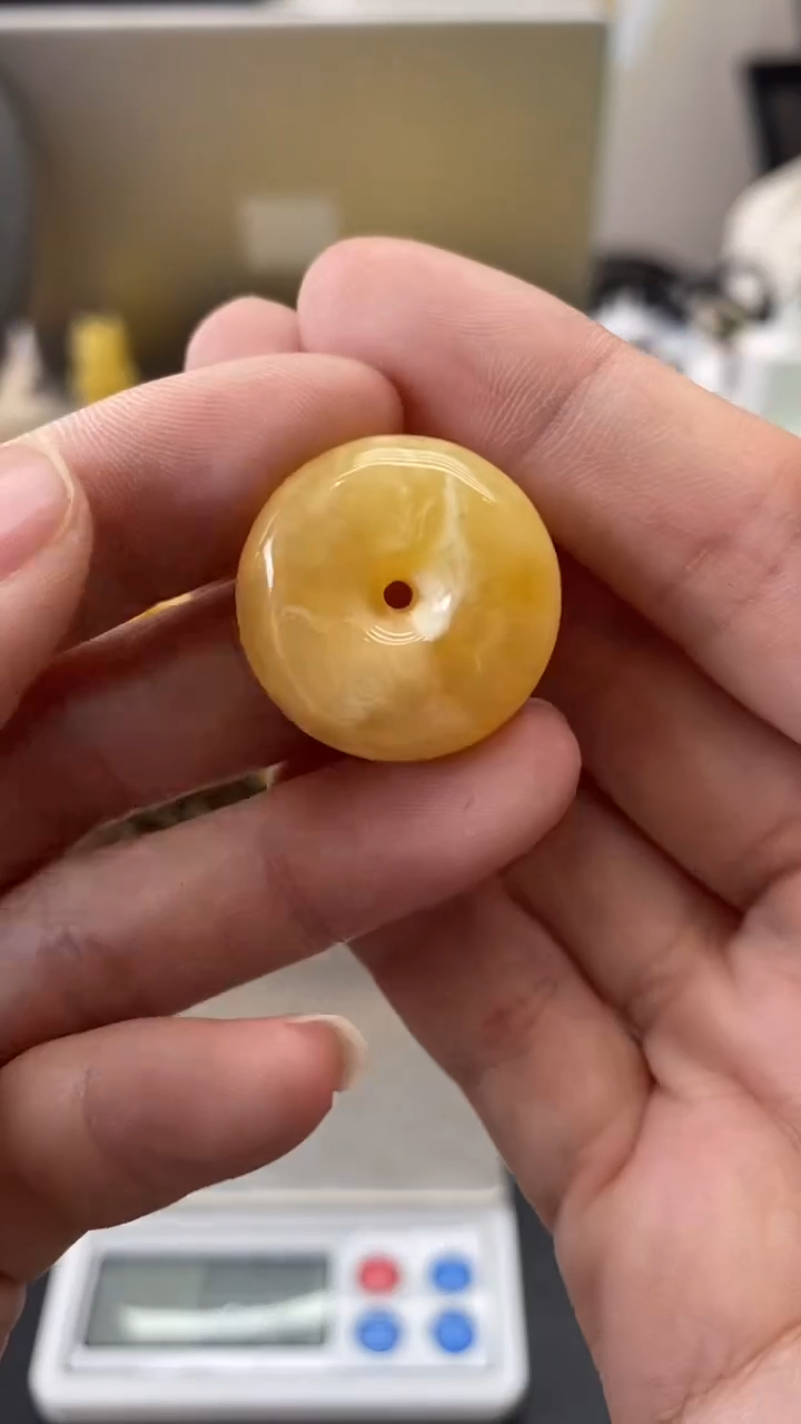 琥珀未镶嵌珠宝奇石1065