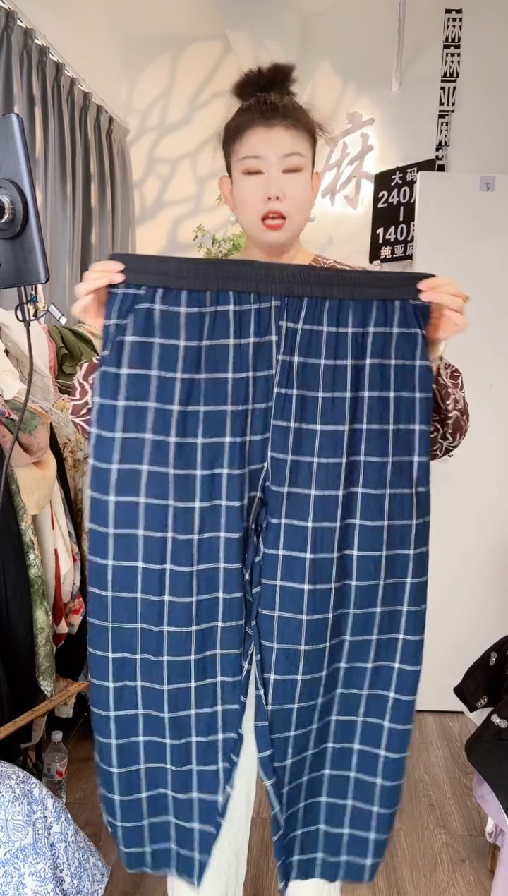 亚麻大码女装系列。