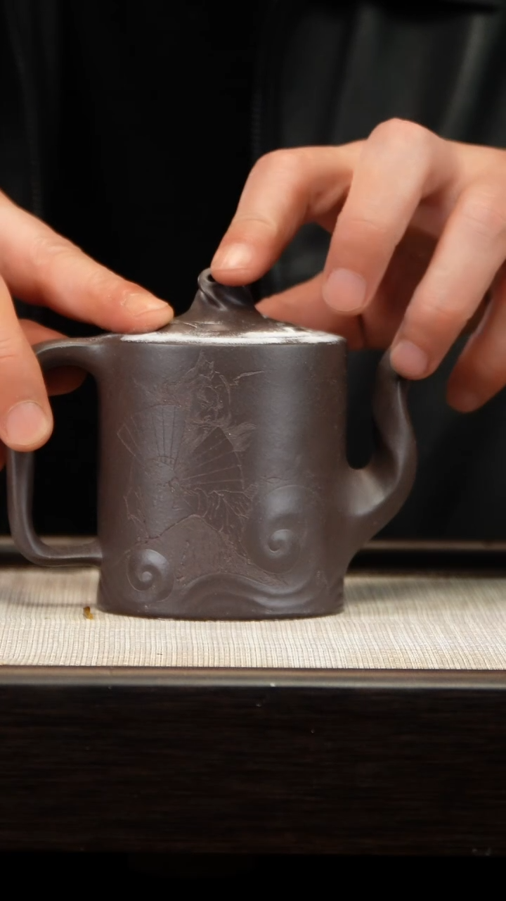 茶壶紫砂四底百川归海