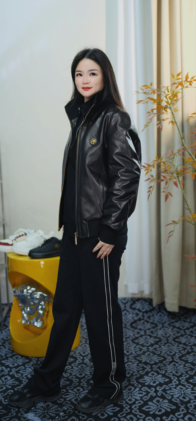 连帽冬季长袖简欧风潮流夹克收口袖加绒立领男机车服