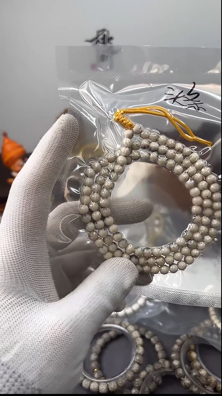 手串星月菩提海南原生态石玉料同枝果6*6正圆108