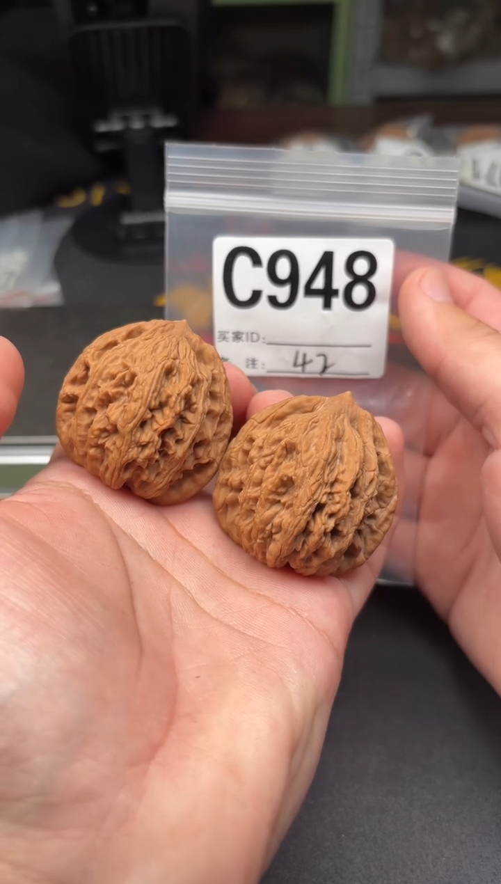 吊坠文玩核桃麦虎42-C948
