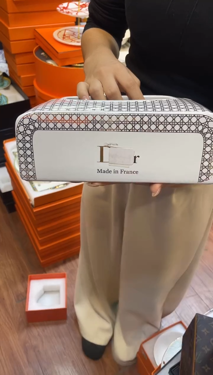 杯鸿辉家品牌瓷器，京东包邮！