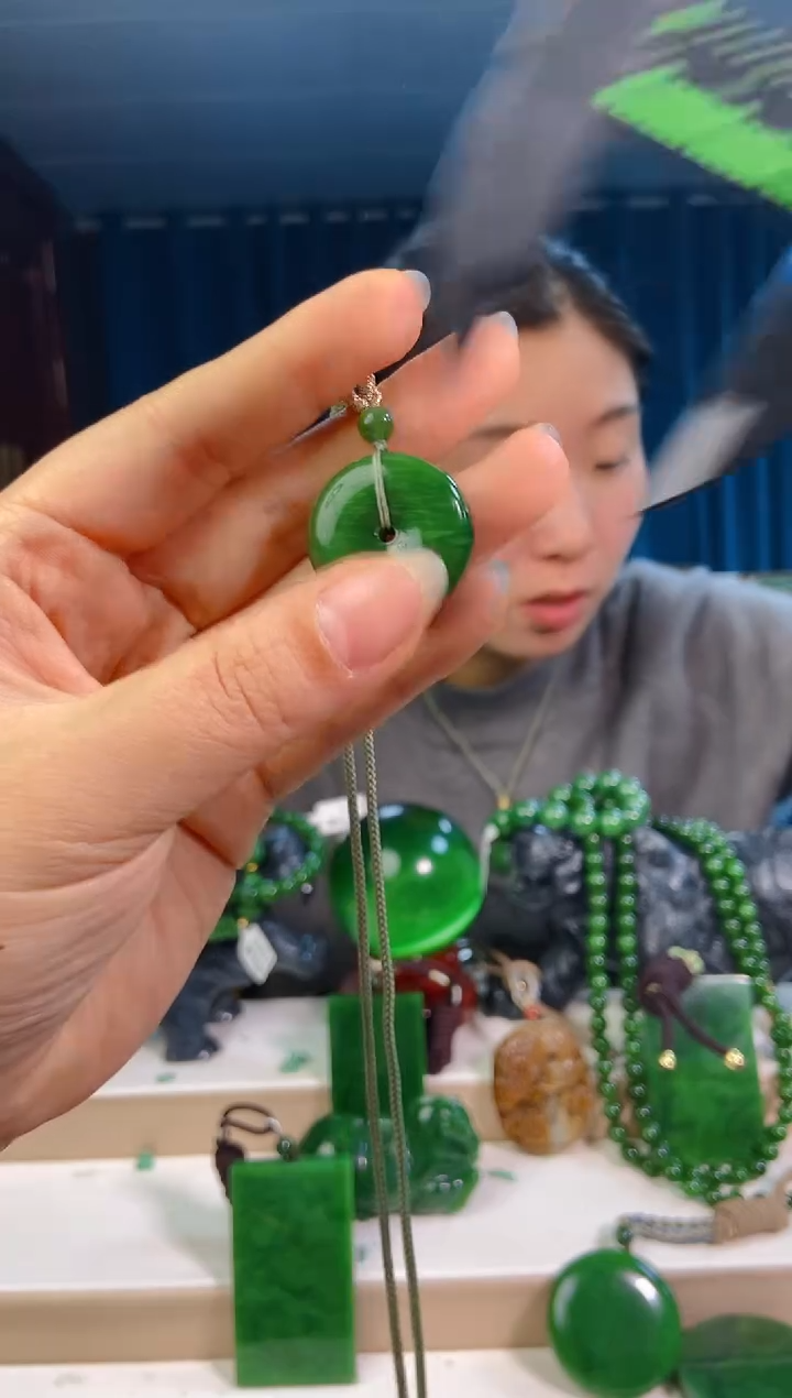 【闪购商品】和田玉未镶嵌挂件1