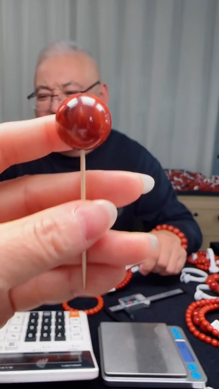 未镶嵌多样性发一件南红玛瑙21mm原矿瓦西单株