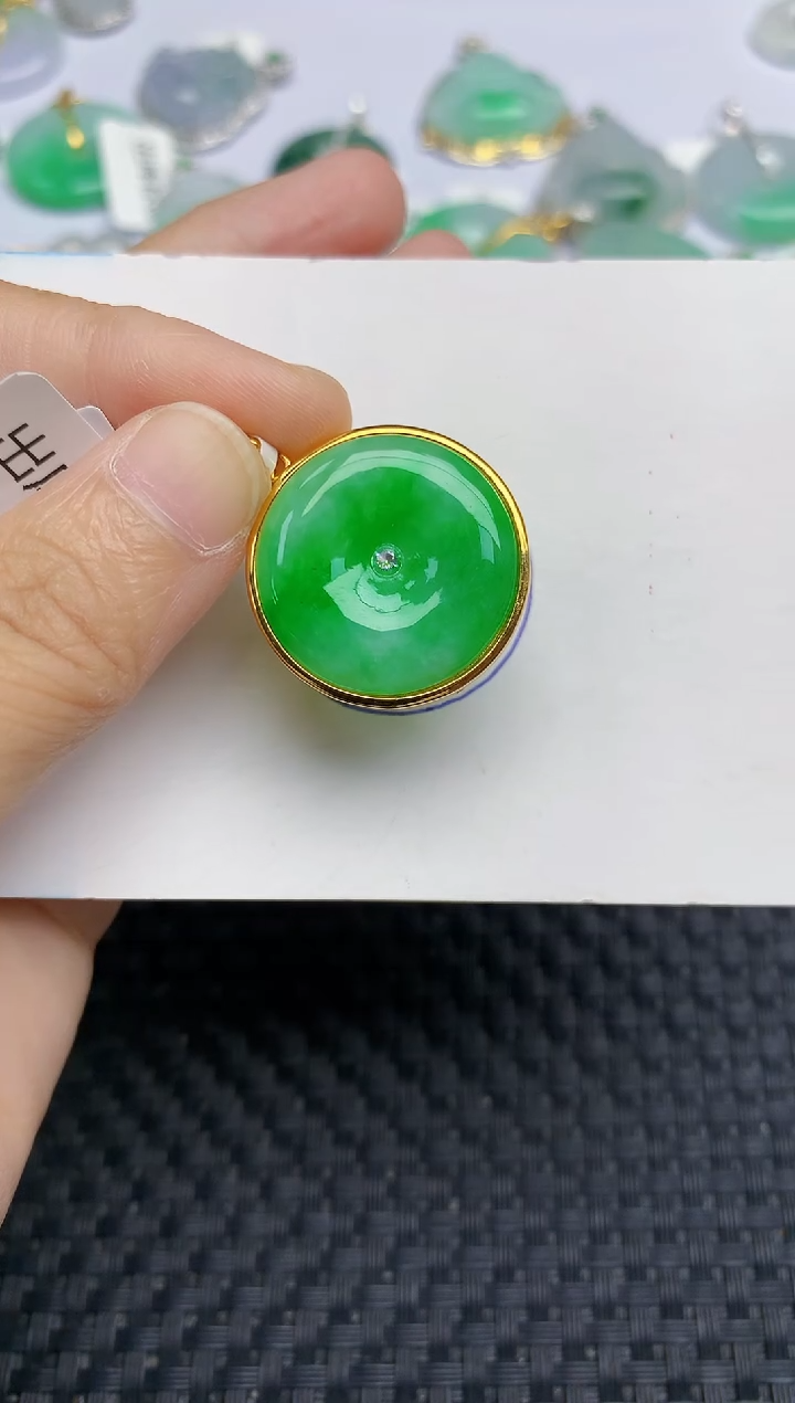 颈饰未镶嵌翡翠 天然缅甸A货翡翠百元以上9元证书费自理