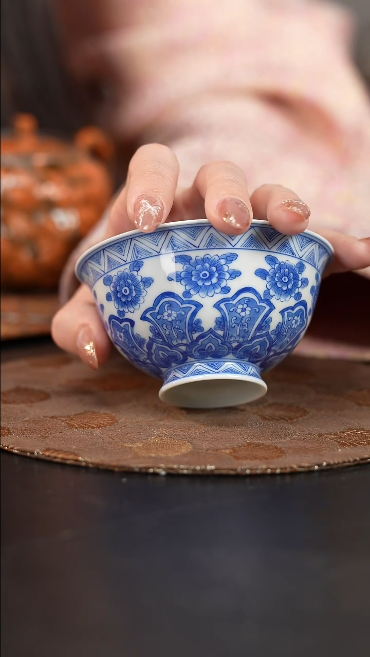 【闪购商品】杯看山柴窑青花菊花杯