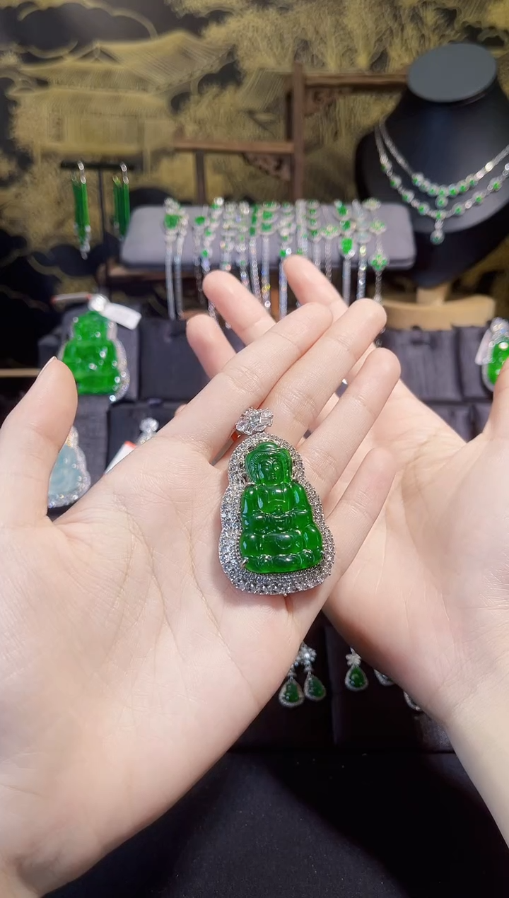 【闪购商品】翡翠吊坠(不含链)银S925镶嵌观音吊坠