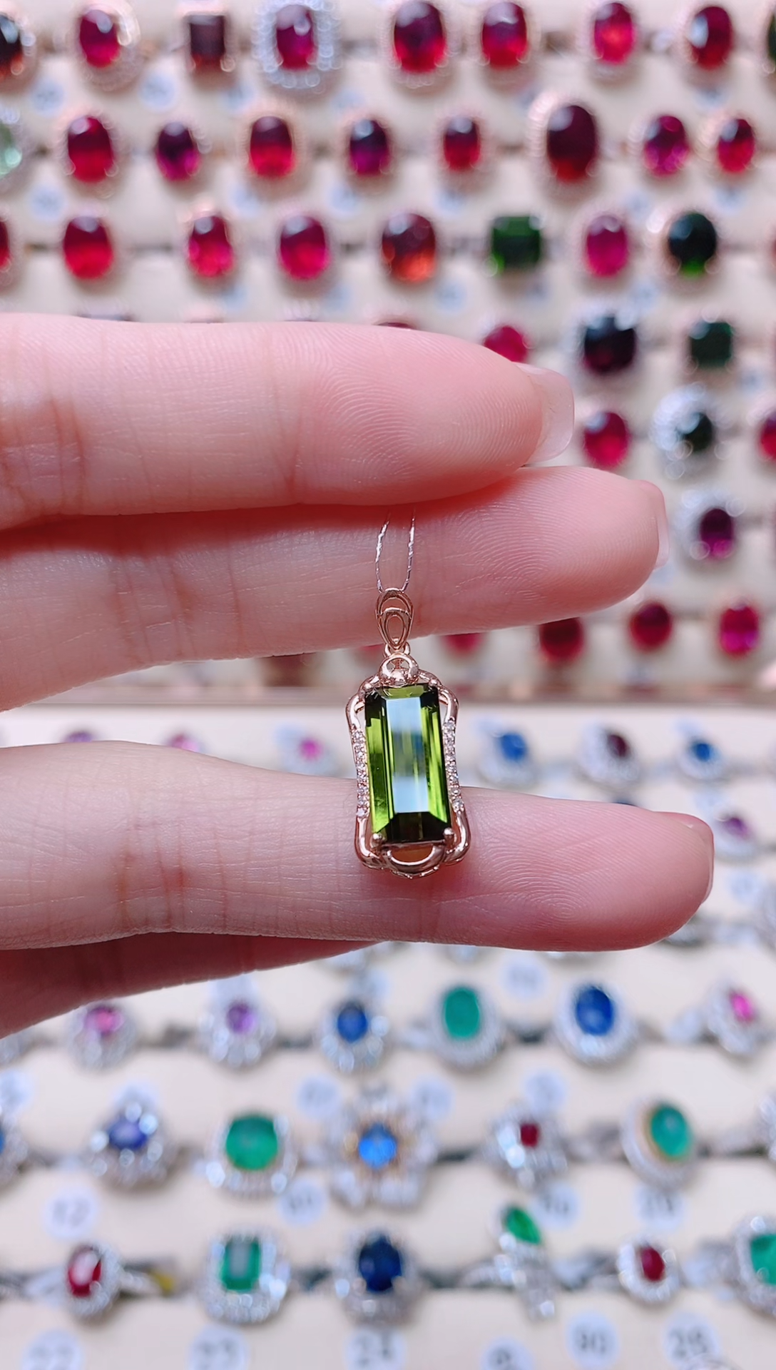 【闪购商品】碧玺18K金吊坠18K金镶嵌1