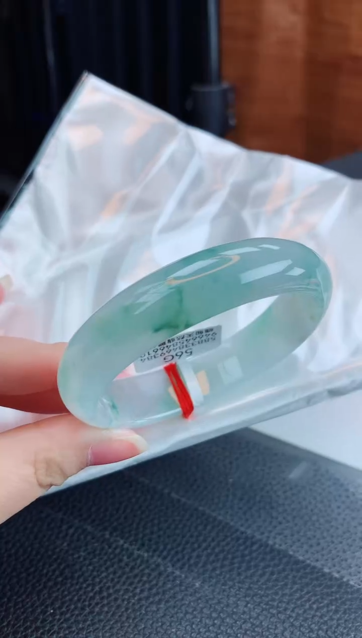 【闪购商品】翡翠手镯未镶嵌缅甸天然翡翠A货手镯
