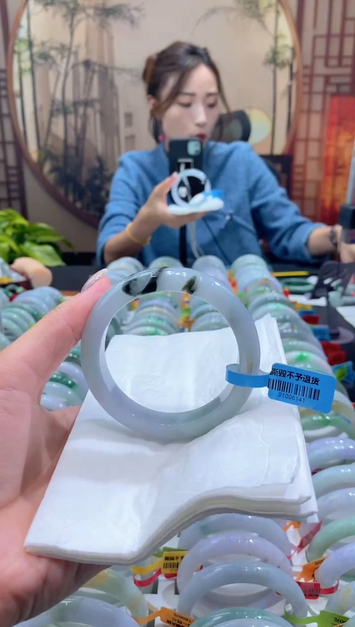 未镶嵌手镯翡翠000072430