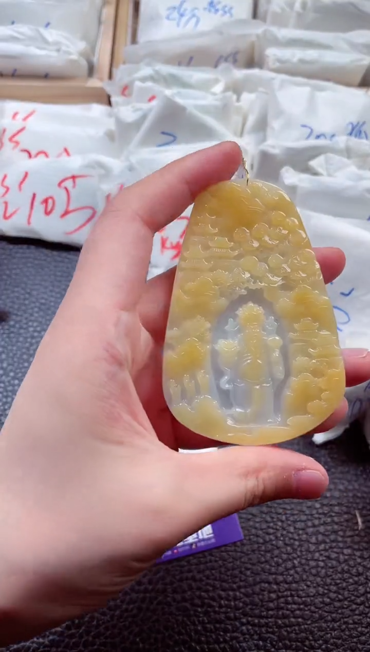 翡翠未镶嵌颈饰00007368