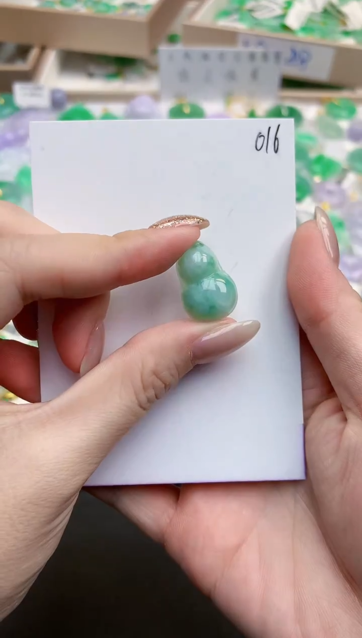 颈饰未镶嵌翡翠天然缅甸A货翡翠