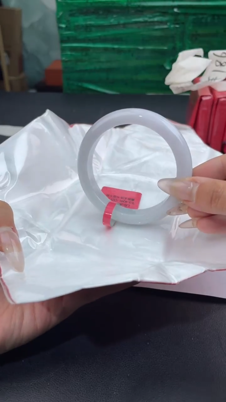 【闪购商品】翡翠手镯未镶嵌17翡翠手镯