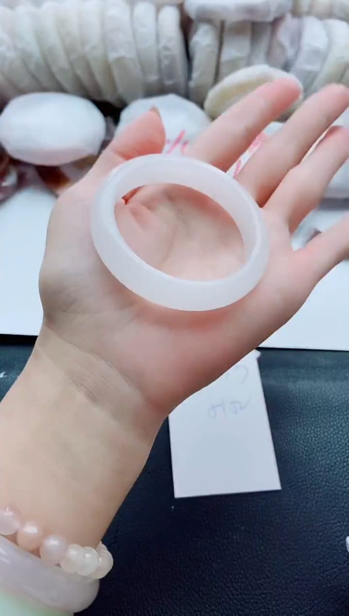 未镶嵌手镯石英质玉H73-51-52