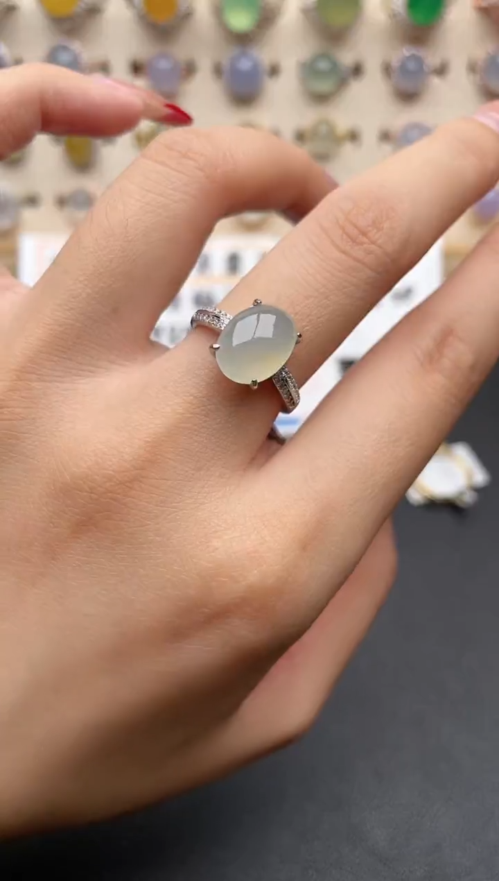【闪购商品】翡翠戒指银S925镶嵌一物一证一礼盒