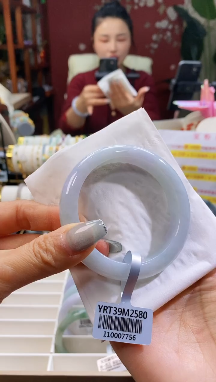 【闪购商品】翡翠手镯未镶嵌120圈口56-58