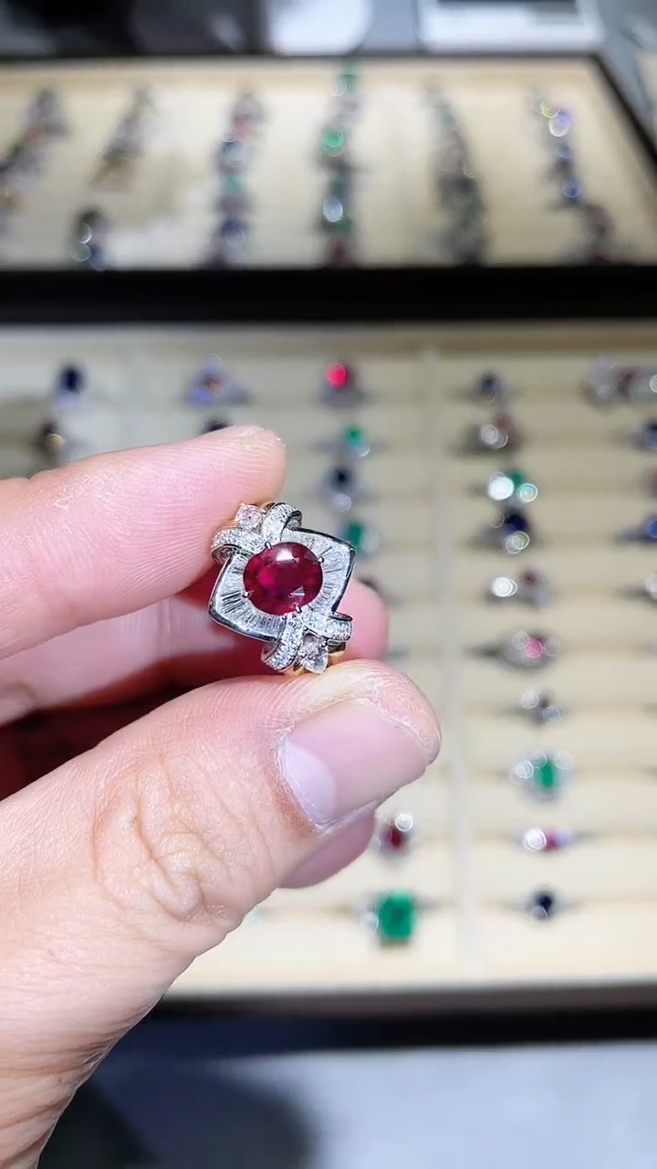 【闪购商品】红宝石戒指18K金镶嵌1.11ct