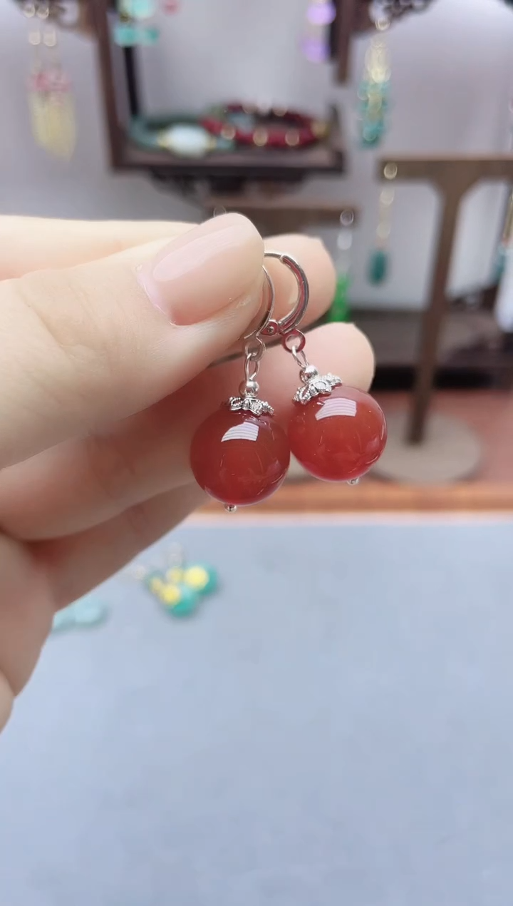 银S925镶嵌南红玛瑙耳饰811000