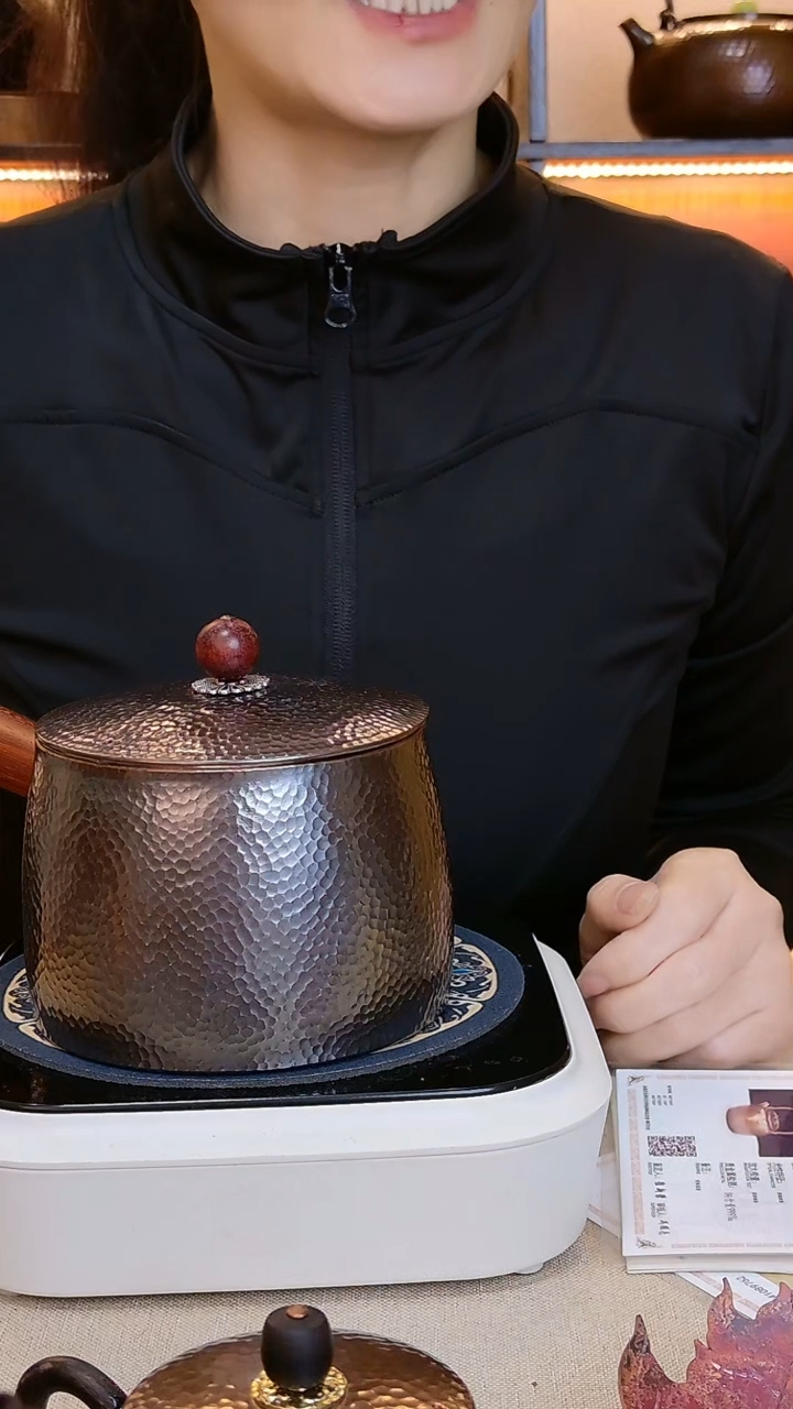 杨*兜700侧把锤纹煮茶壶