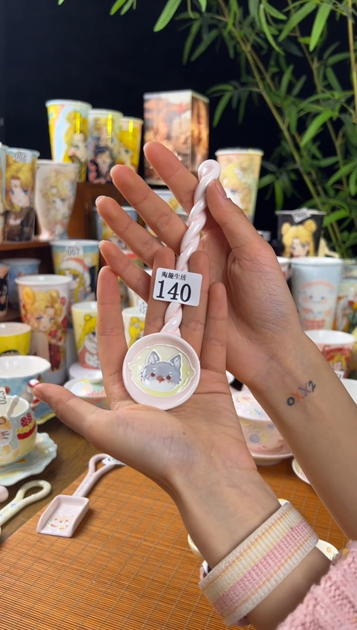 【闪购商品】140景德镇文创手作瓷器