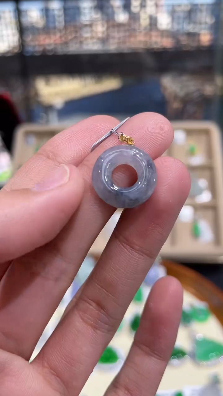 【闪购商品】翡翠吊坠(不含链)18K金镶嵌甜甜圈