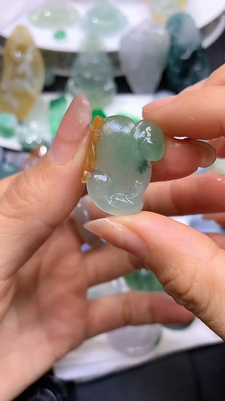 【闪购商品】定制翡翠未镶嵌翡翠
