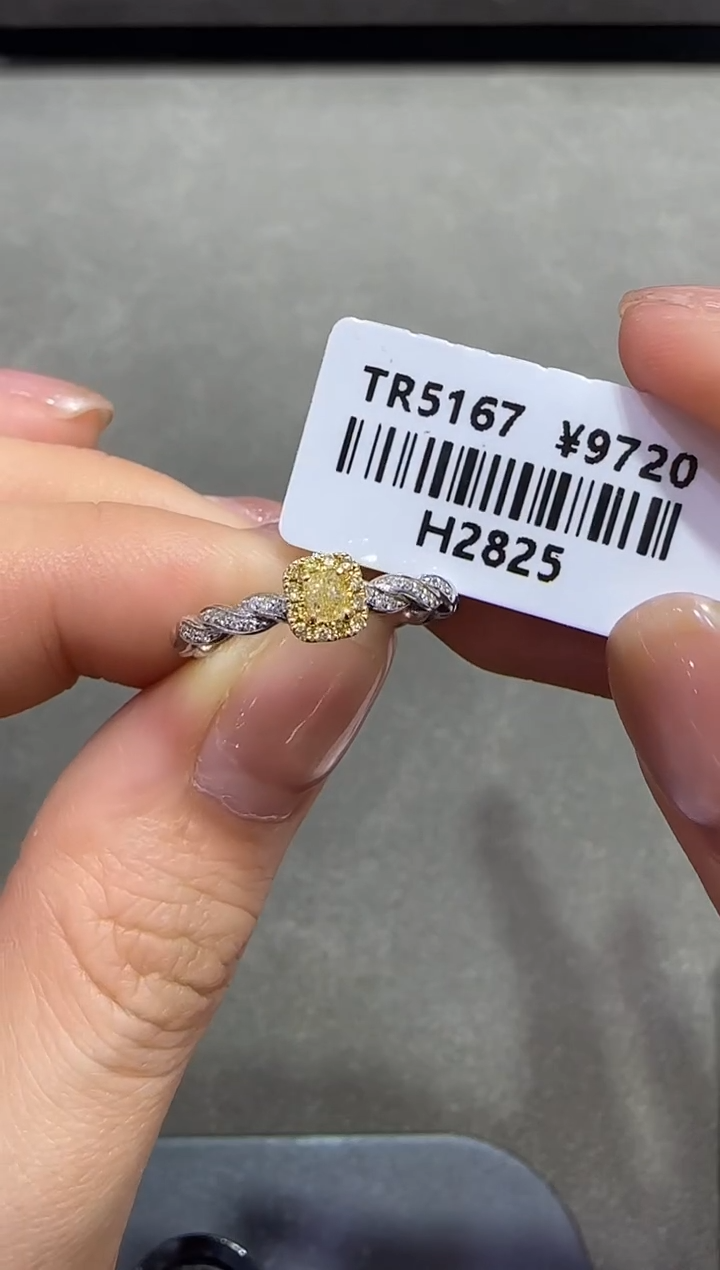 【闪购商品】钻石/18K金镶嵌2825戒指
