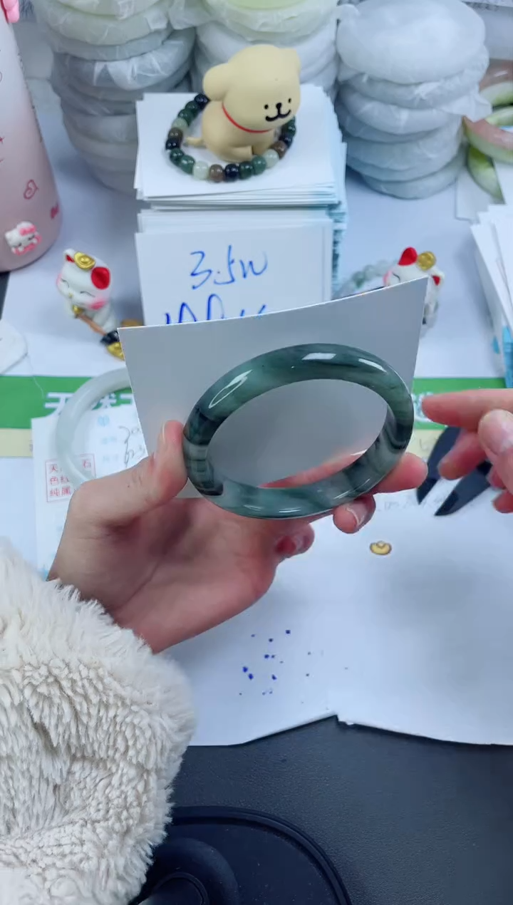 【闪购商品】石英质玉手镯未镶嵌201-60.8