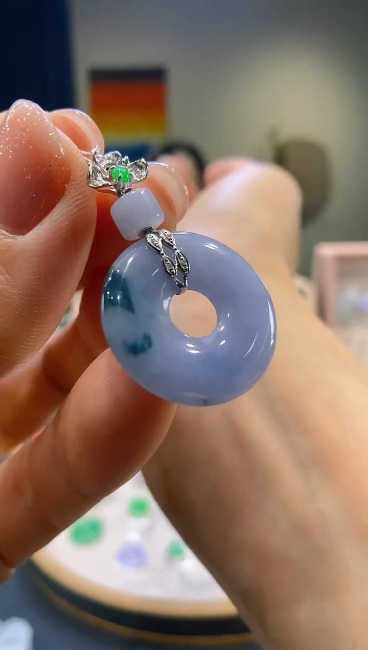 【闪购商品】翡翠18K金镶嵌吊坠(不含链)甜甜圈