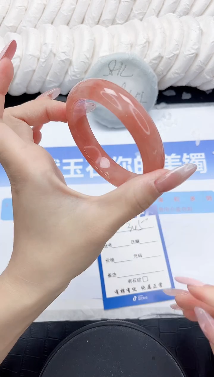 未镶嵌手镯石英质玉347-58