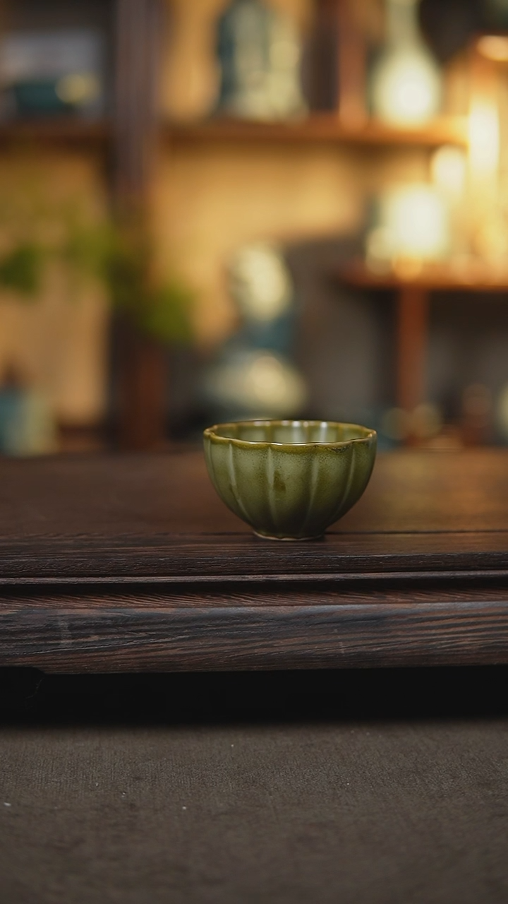 【闪购商品】杯茶叶末菊瓣杯大瑕