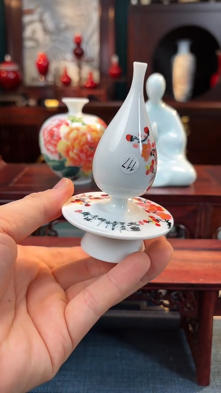 【闪购商品】摆件釉下五彩纯手工手绘原创瓷器