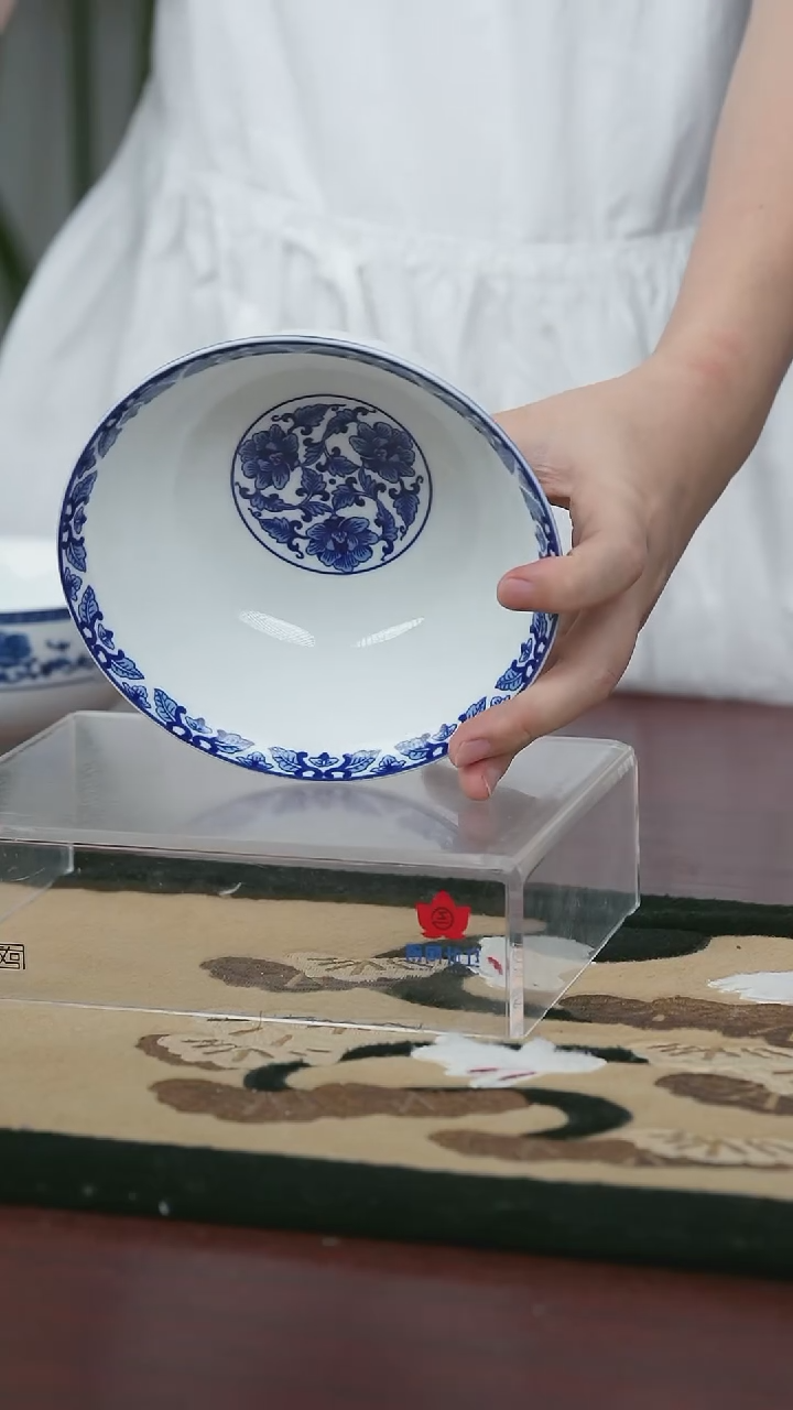 1个正价6英寸清游面碗-花卉