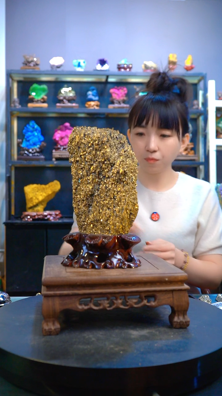 石材精品矿物晶体摆件