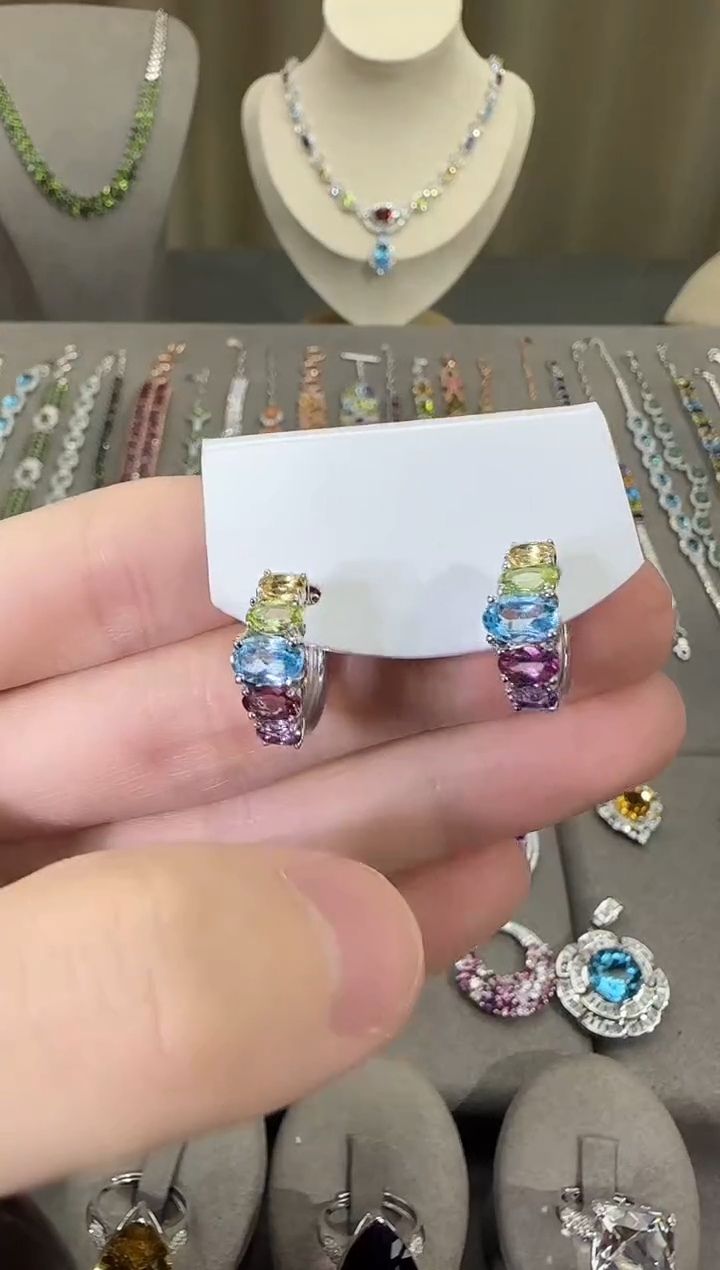 银S925镶嵌耳饰水晶6mm多彩宝耳扣