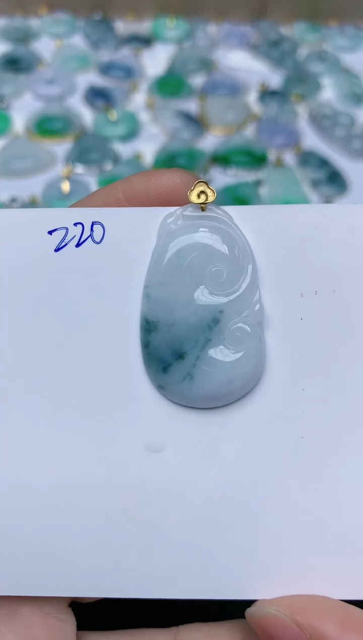 【闪购商品】翡翠颈饰18K金镶嵌天然翡翠A货    