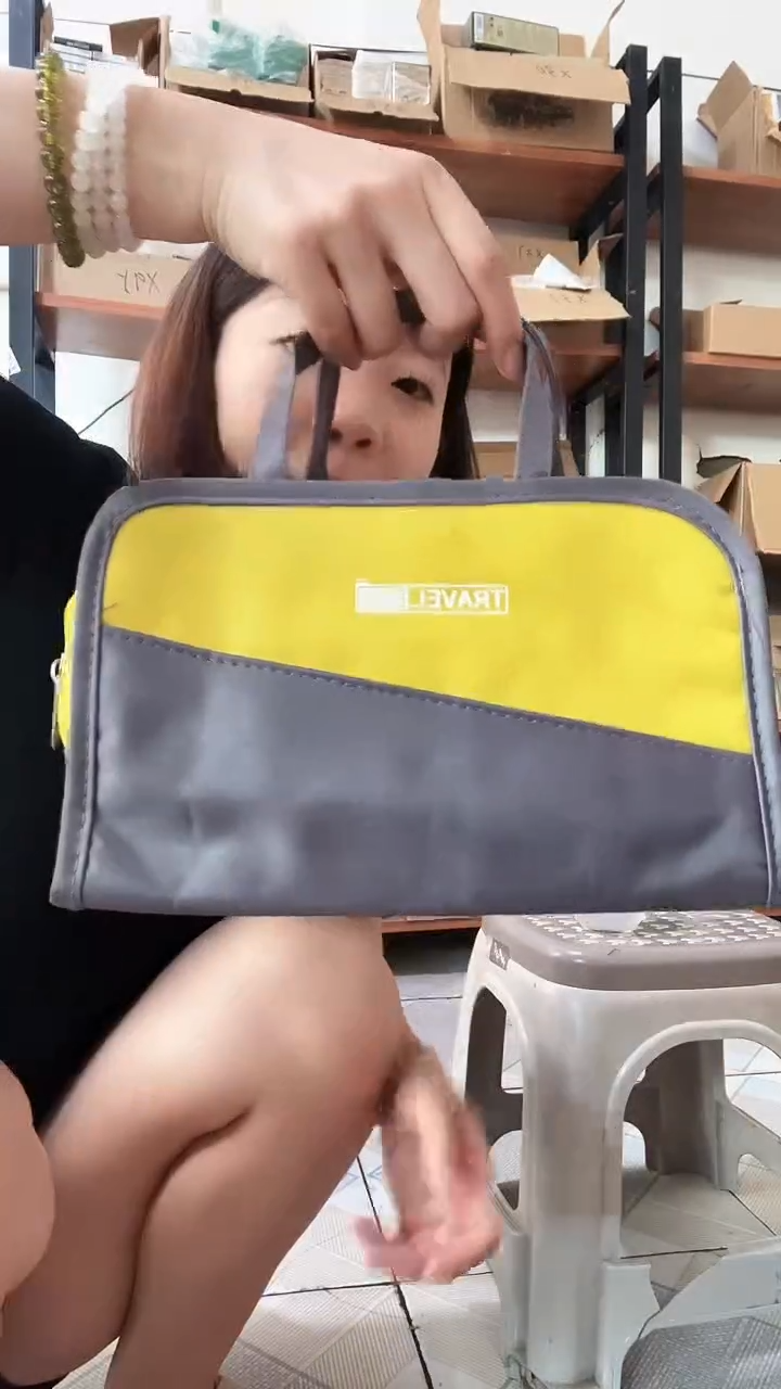 蚕丝K07小露珠化妆包包容量超级大