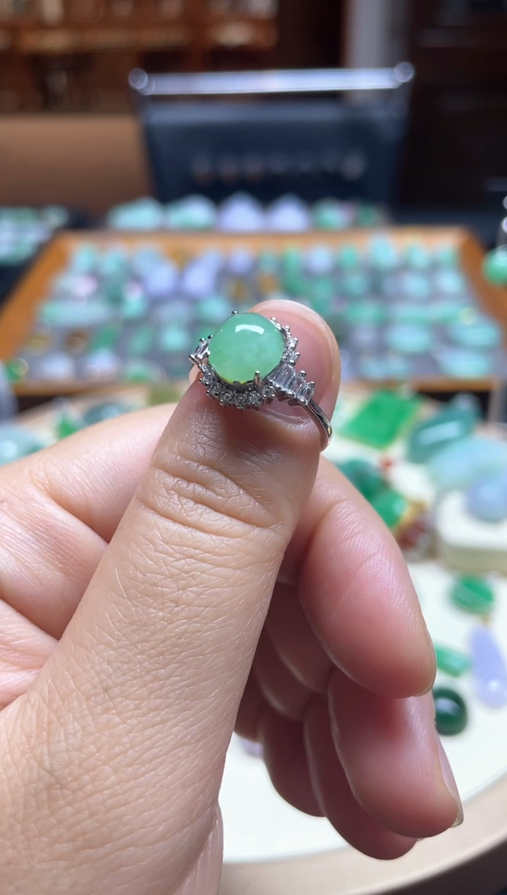 【闪购商品】翡翠戒指银S925镶嵌蛋面