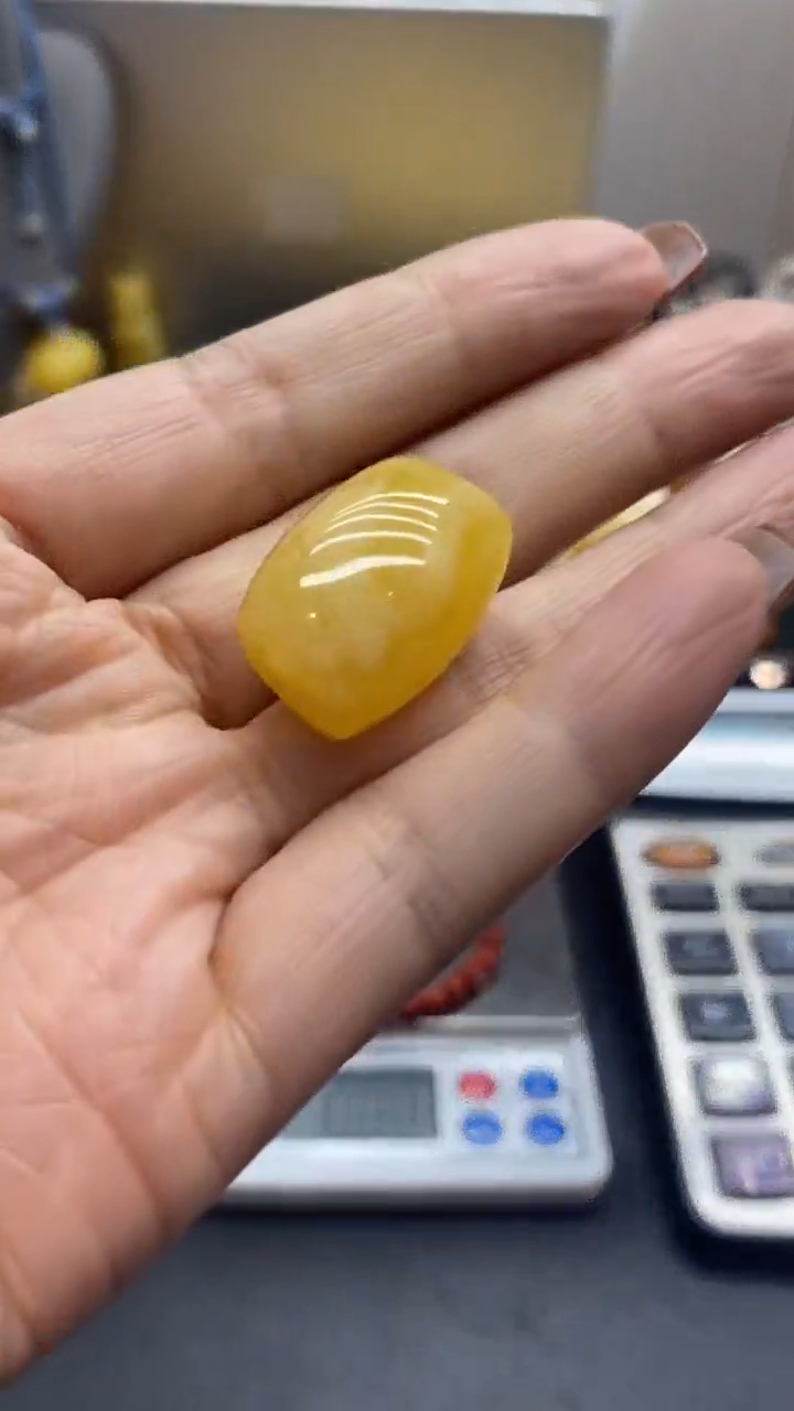 琥珀未镶嵌珠宝奇石530