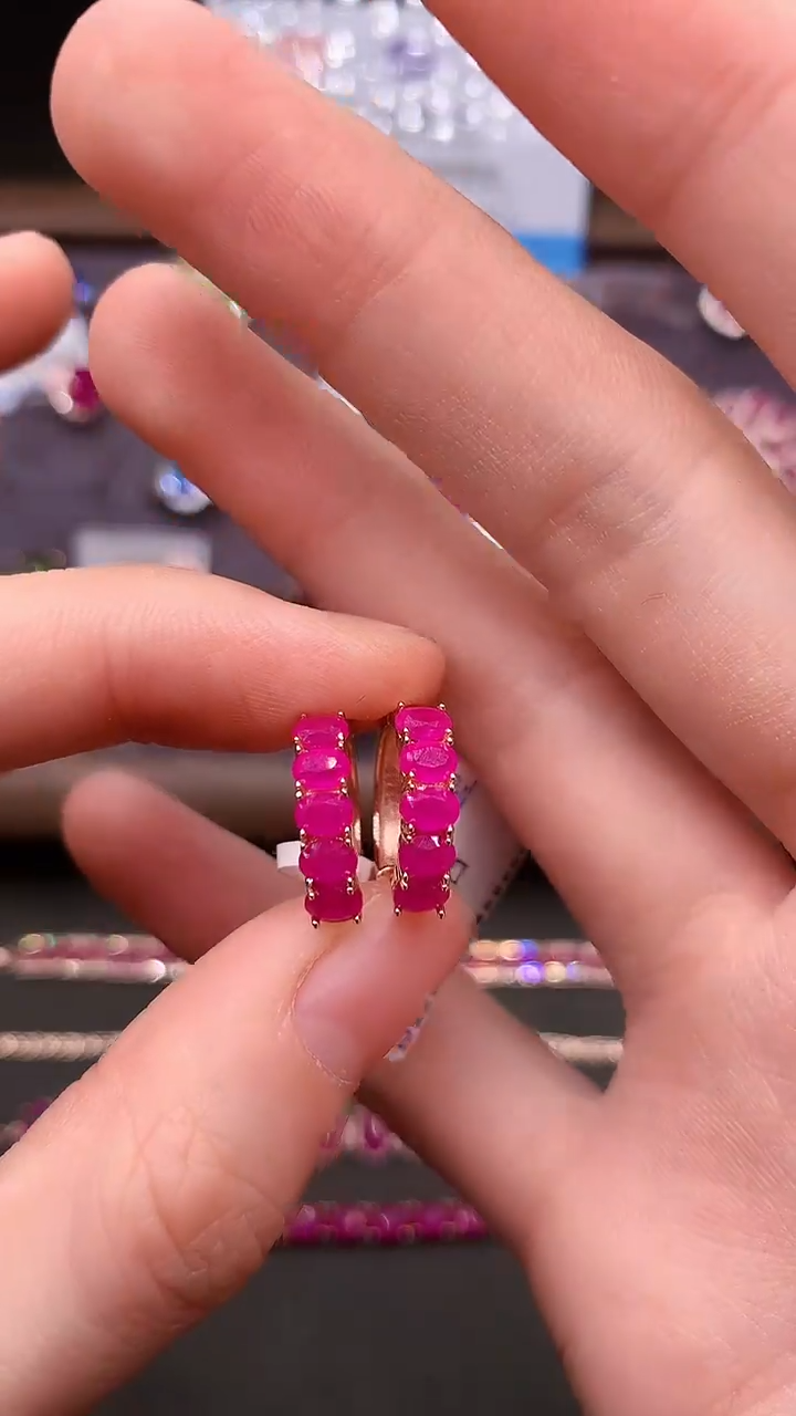 【闪购商品】红宝石耳饰银S925镶嵌.......