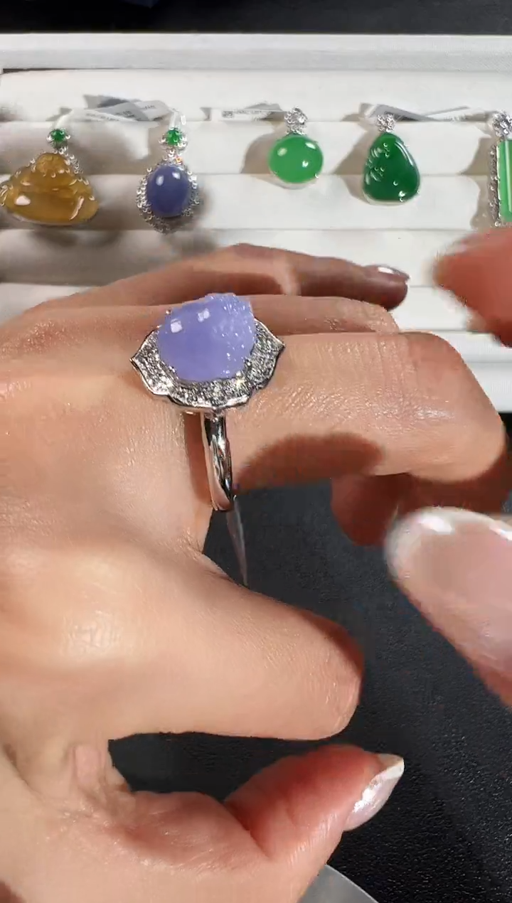 18K金镶嵌戒指翡翠序号39