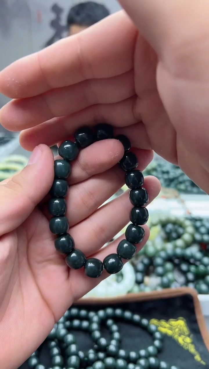 手串未镶嵌和田玉且末青玉12