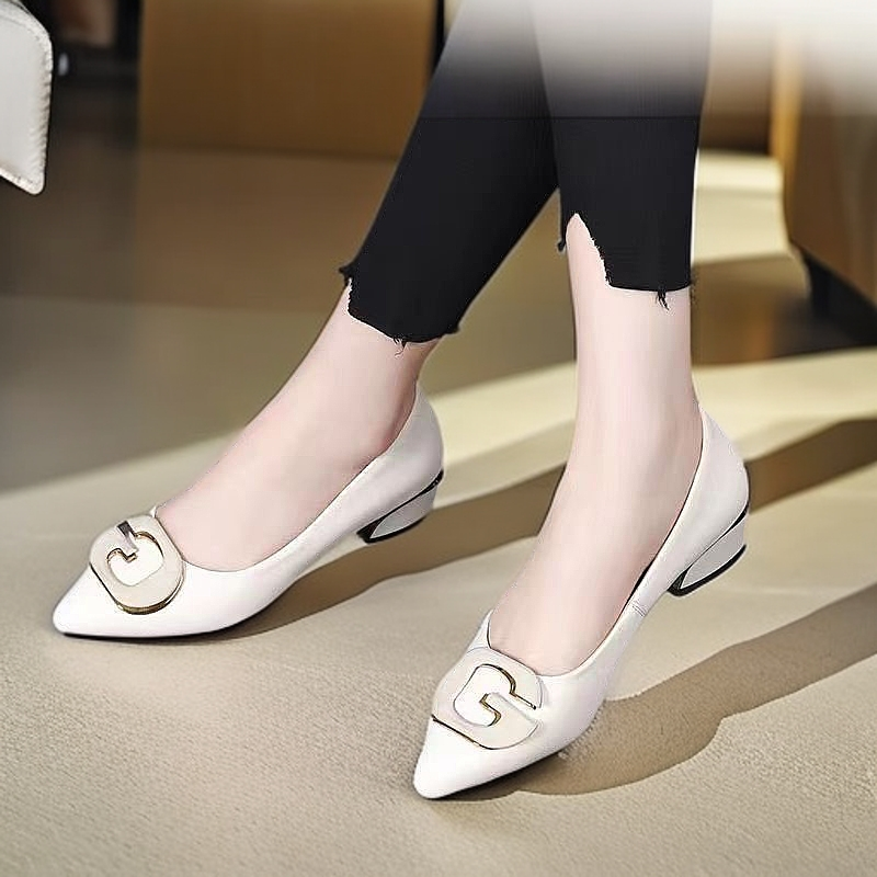 精品高货断码鞋略有微瑕6～8介意勿拍